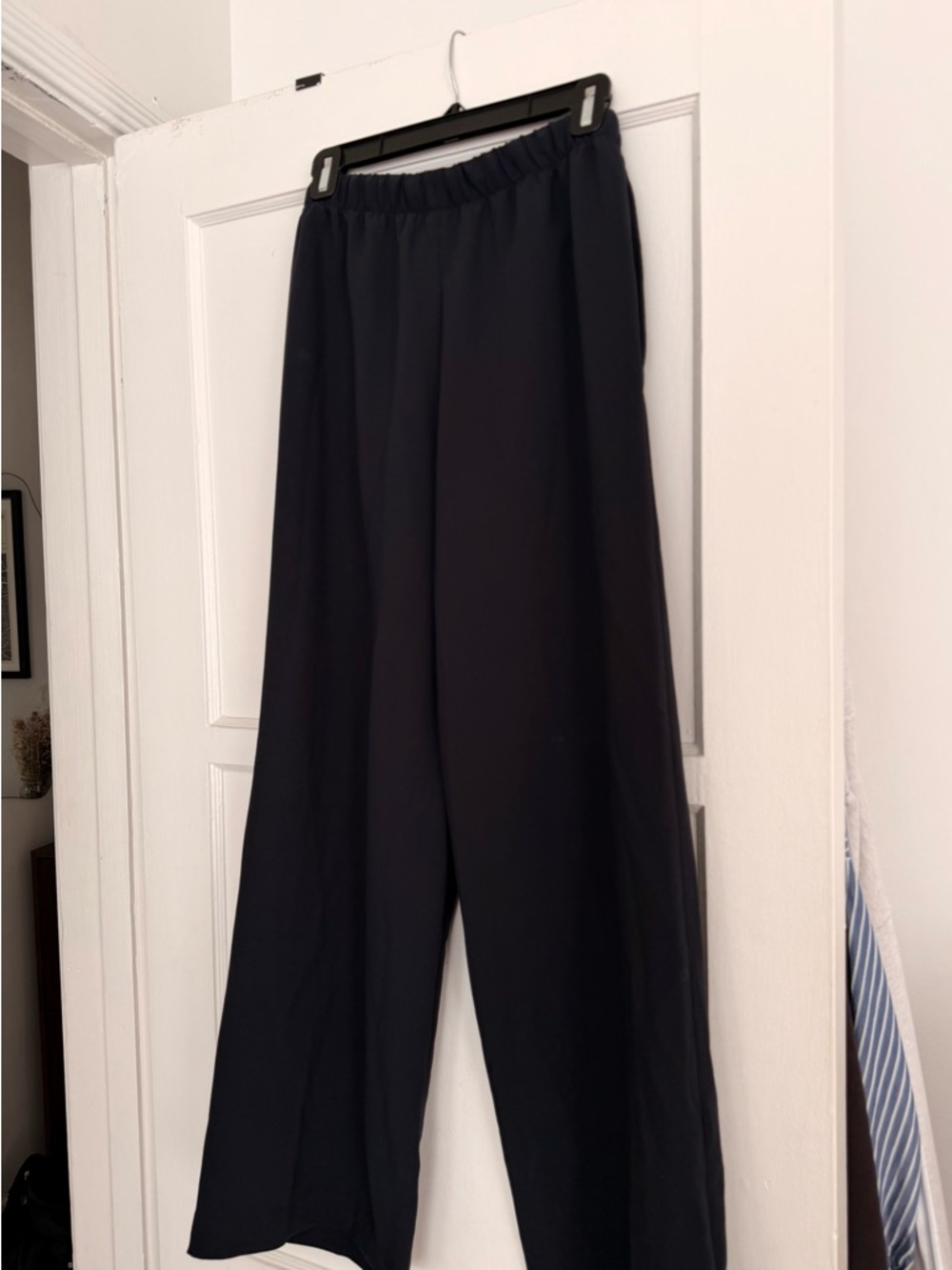Aritzia Lodge Pant in Navy - Picture 4 of 4
